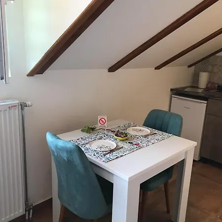 Pkt Delux Apartment