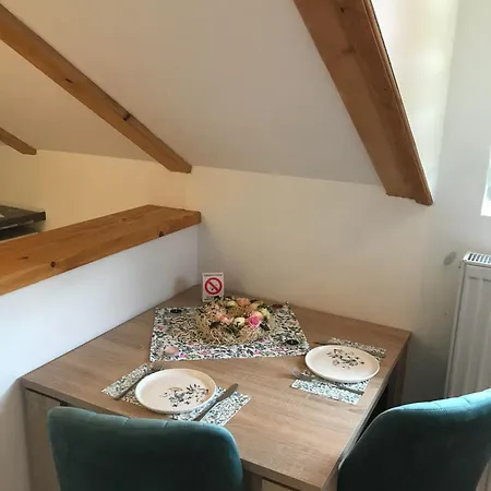 Apartment Pkt Delux