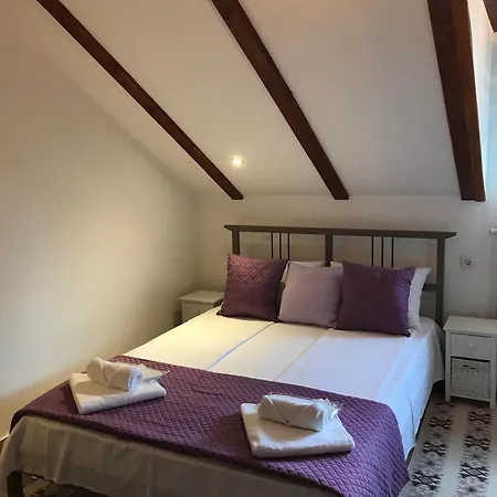 Pkt Delux Apartment Nis