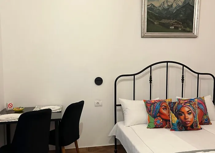 Pkt Delux 아파트 Ni